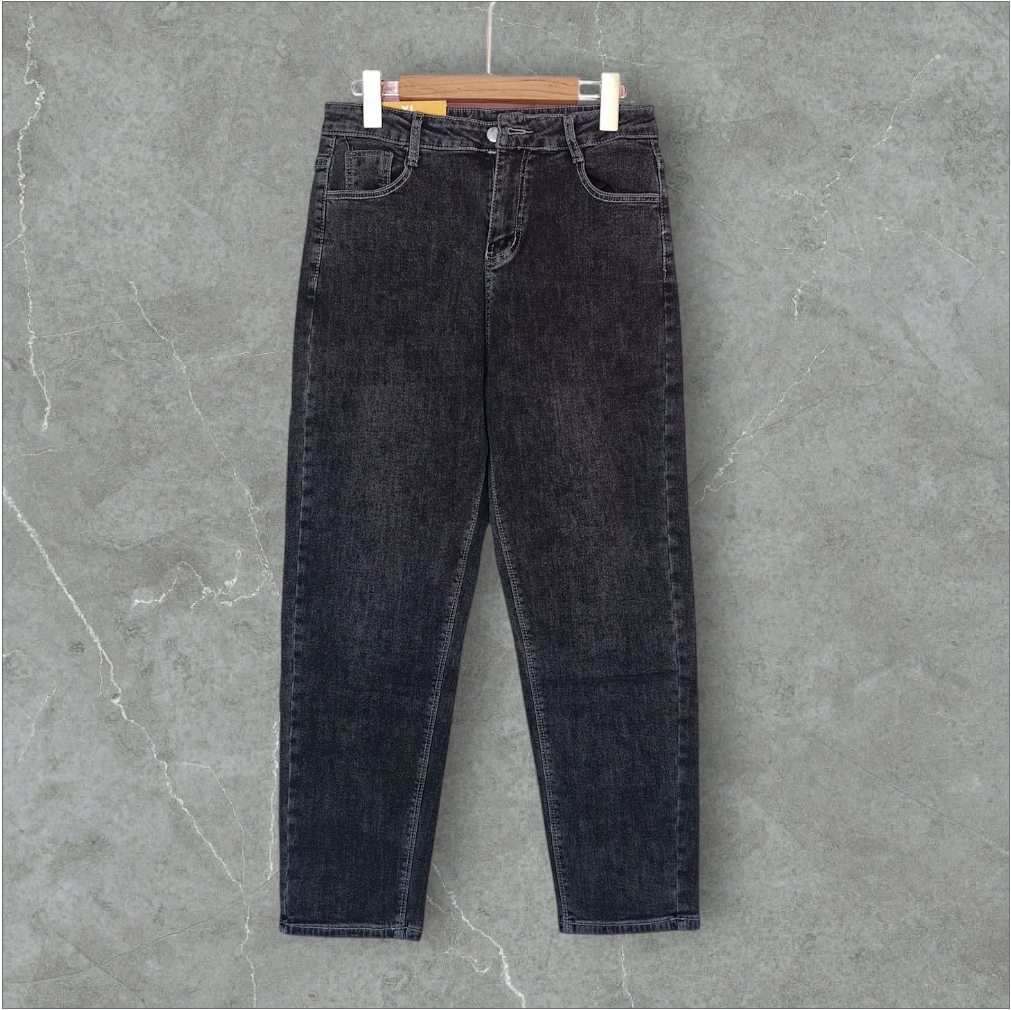 Jeans356 กางเกงยีนส์ขายาวสาวอวบเอวสูงสีดำ แฟชั่นนำเข้าเกรดพรีเมียม ผ้ายีนส์แท้ยีนส์ฟอกยืดนิ่มใส่สบาย ผ้านุ่มน่าใส่ทรงสวยงานดี แมทช์กับอะไรก็เข้า