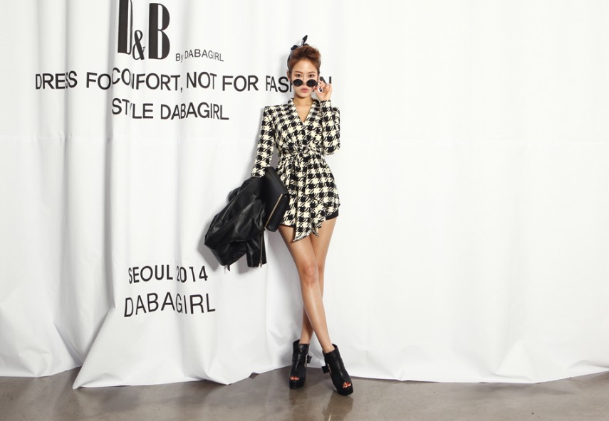 เสื้อคลุมลายชิโนริ ทรงปล่อยเก๋ๆ ใส่ได้หลายแบบ เกาหลีสุดๆ เนื้อผ้า cotton นุ่มนิ่มทิ้งตัว พร้อมส่งเลยจ้า same pic