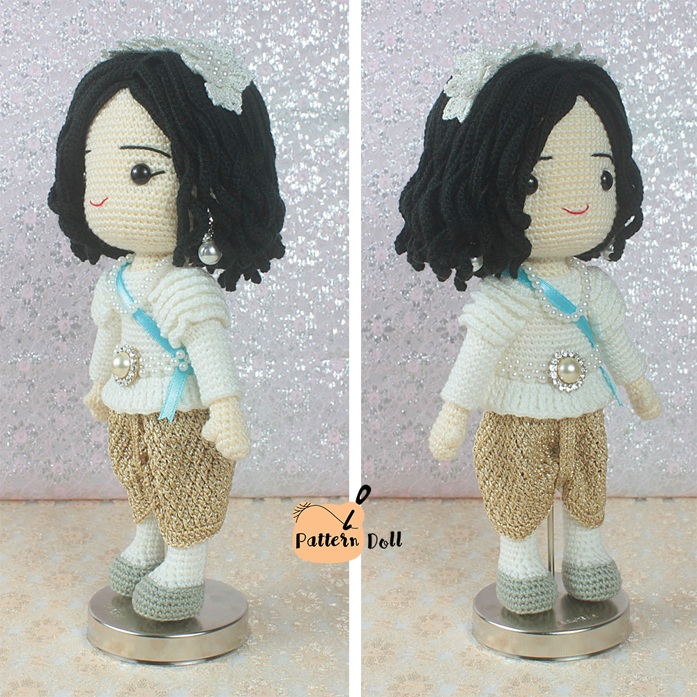 ตุ๊กตาถักคู่แต่งงานชุดไทย สมัย ร.๕