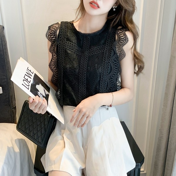 เสื้อลูกไม้ แขนสั้น