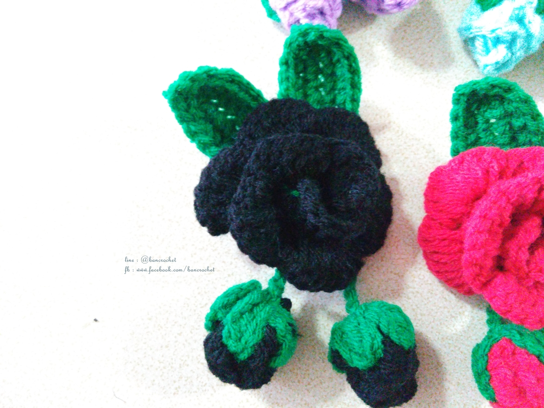 ดอกไม้ถัก สำหรับทำพวงกุญแจ ยางรัดผม หรือเข็มกลัด