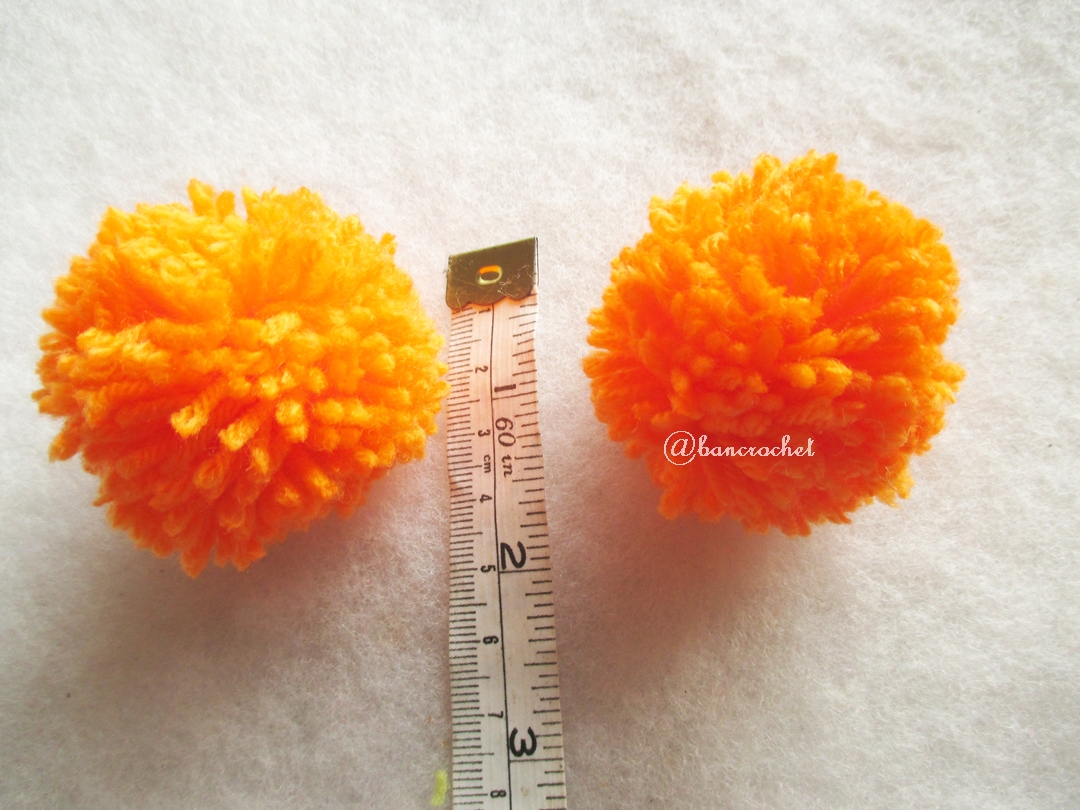 ปอมปอมไหมพรมสีส้ม ขนาด 2 นิ้ว pompoms crochet