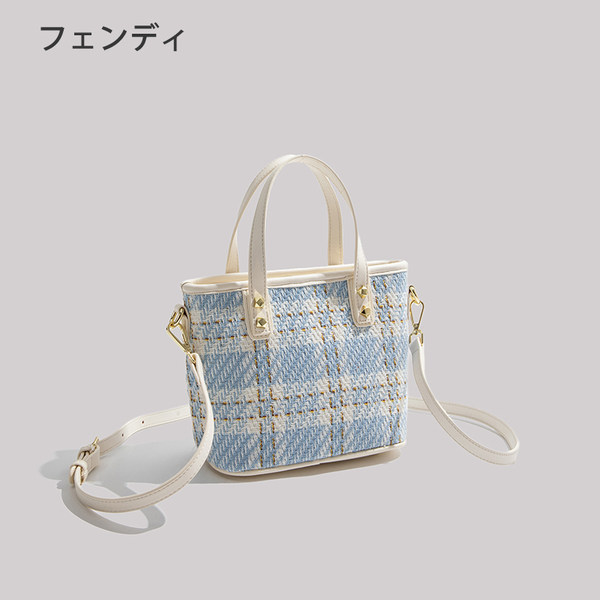 กระเป๋าสะพายข้างผู้หญิง กระเป๋าสะพายสไตล์เกาหลี By Japanese フェンディ authentic bag