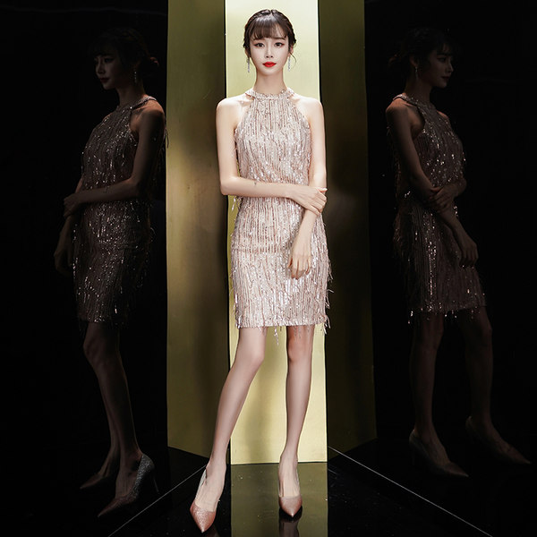 ชุดราตรี ชุดราตรีสวยหรู แบบ ทันสมัย Evening dress