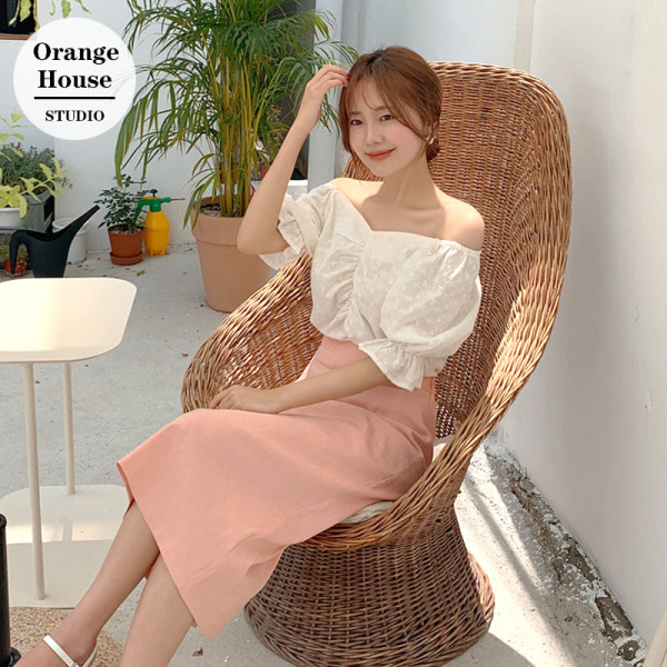 เสื้อผ้าแฟชั่นหลากหลายสไตล์ เสื้อผ้าแฟชั่นสไตล์เกาหลีน่ารักๆ BY Orange House Korean