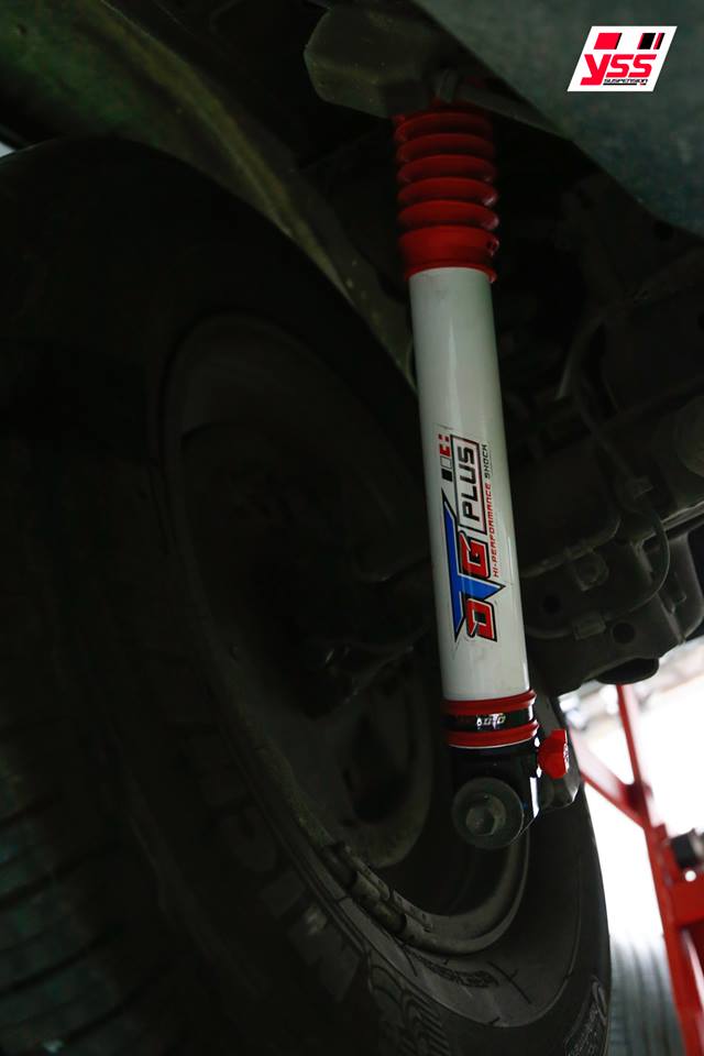 โช้คอัพรถยนต์ สปริง YSS รุ่น DTG Plus รถ Toyota Fortuner 05-14 สูงสแตนดาร์ด