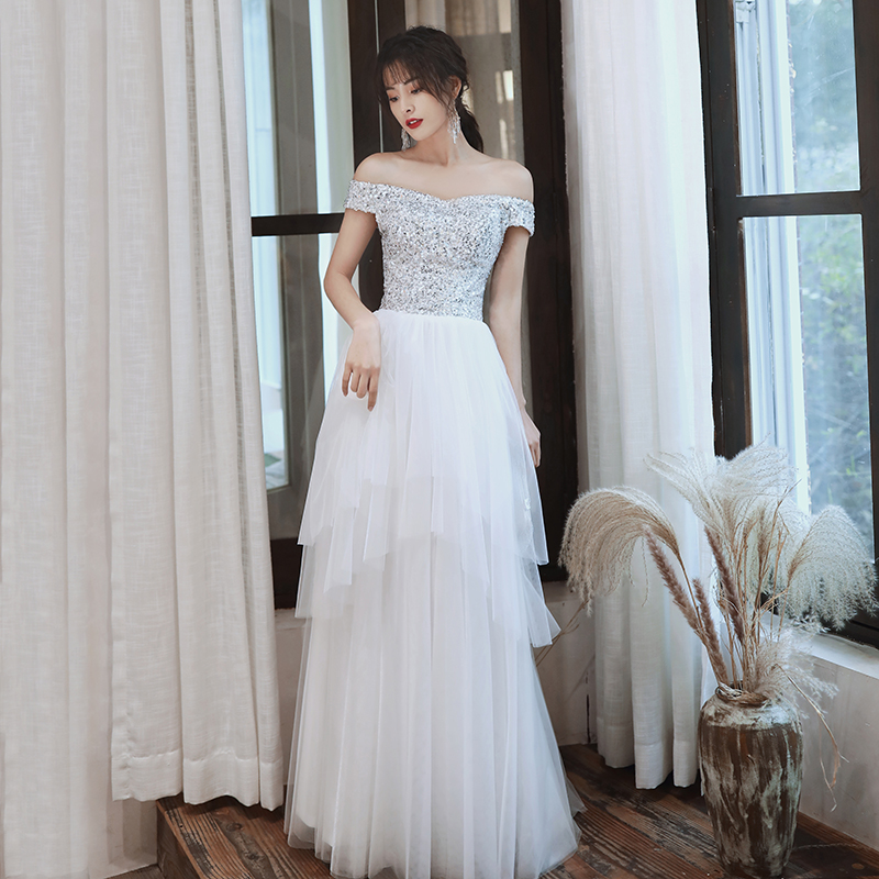 ชุดราตรี ชุดราตรีสวยหรู แบบ ทันสมัย Evening dress
