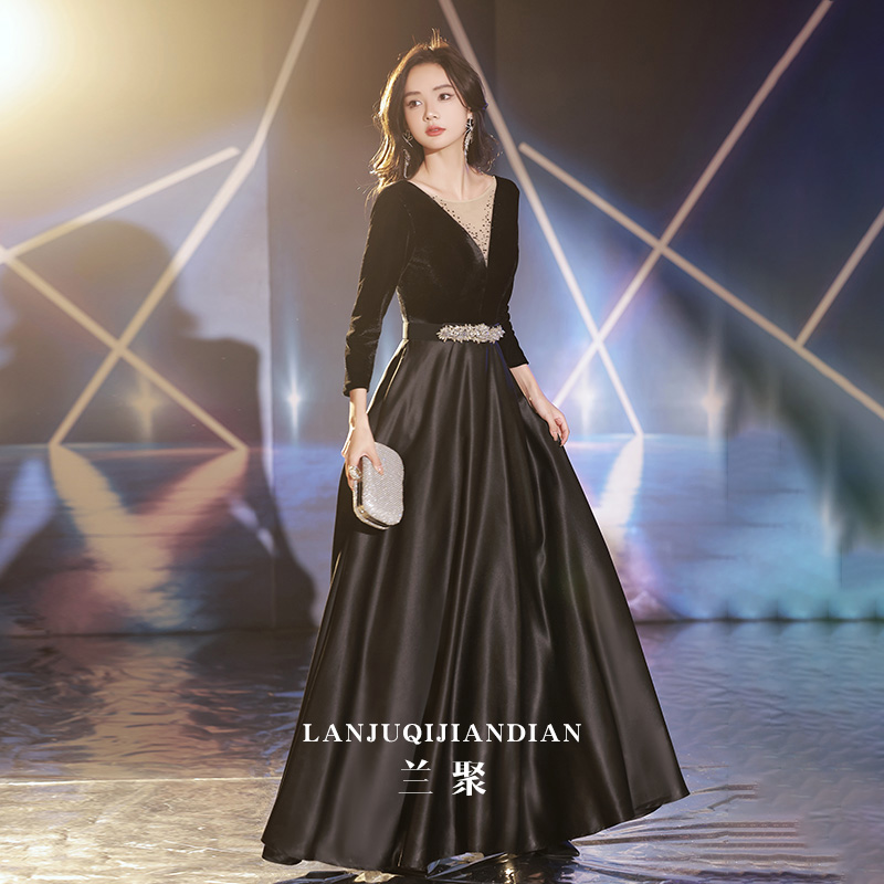 ชุดราตรี ชุดราตรีสวยหรู แบบ ทันสมัย Evening dress