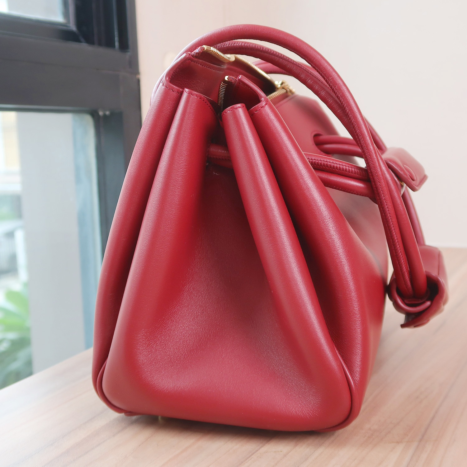 Loewe Brunt Red Calf Small Madrid Bag (ใบเสร็จไทย 1 เดือน ลด 1 แสน)