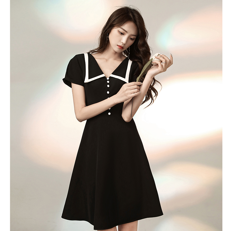 ชุดราตรี ชุดราตรีสวยหรู แบบ ทันสมัย Evening dress