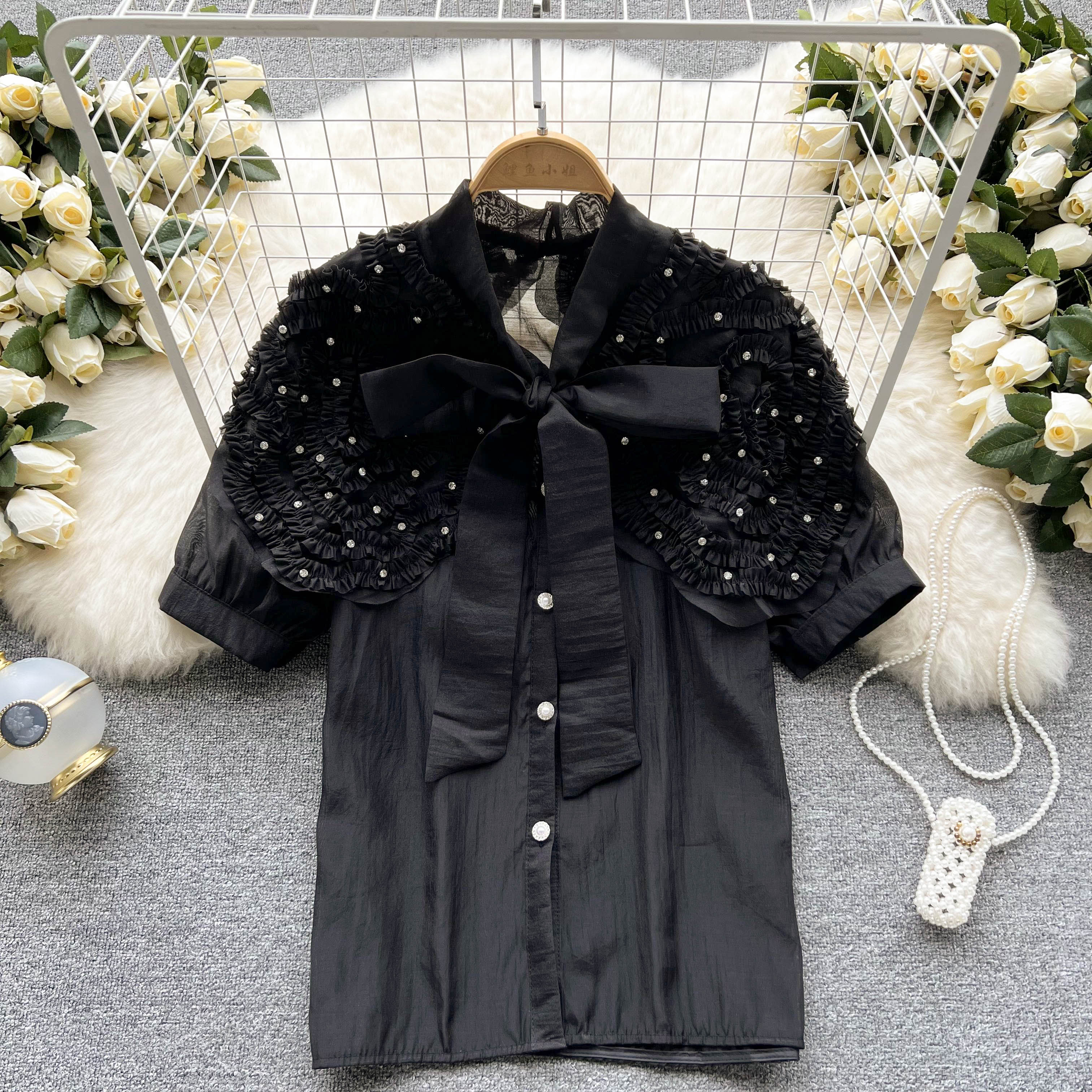 เสื้อสีดำสุภาพ เรียบหรู ดูดี เหมาะกับทุกโอกาส | เสื้อผู้หญิงสุภาพ