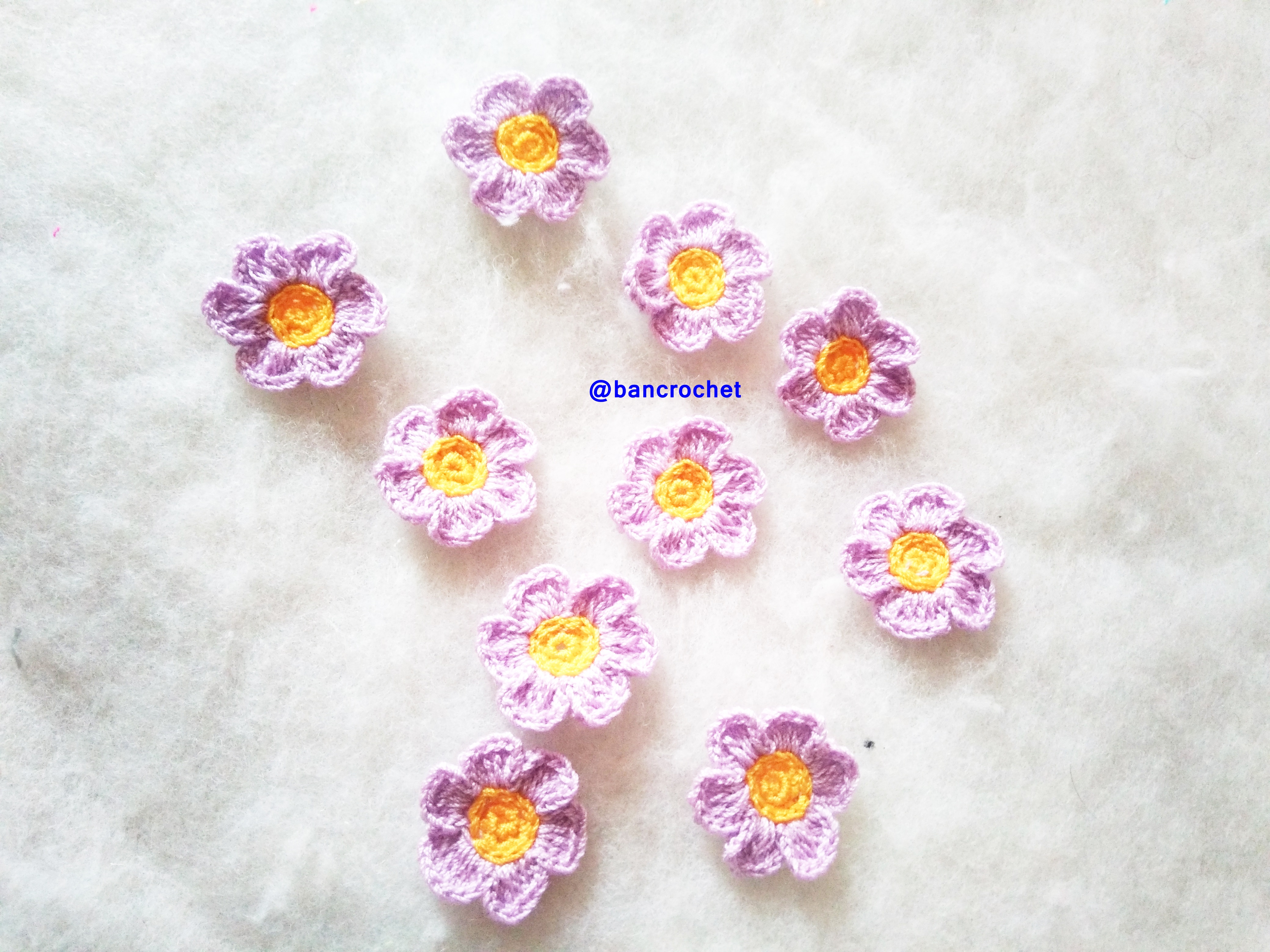 Bancrochet ดอกไม้ถักโครเชต์ crochet flowers ม่วง 3 cm
