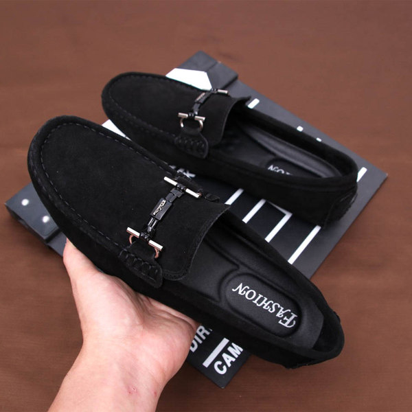 รองเท้าหนังผู้ชาย มีไซส์39-44 รองเท้าโลฟเฟอร์ชาย Slip-On Shoes