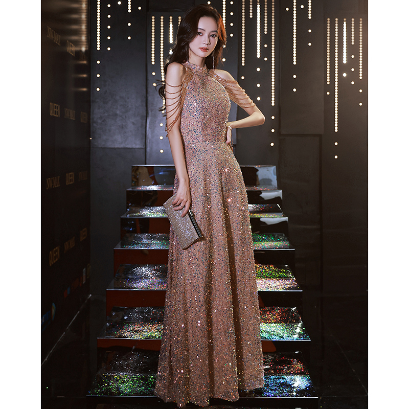 ชุดราตรี ชุดราตรีสวยหรู แบบ ทันสมัย Evening dress