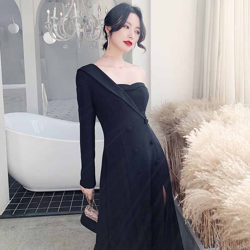 ชุดราตรี ชุดราตรีสวยหรู แบบ ทันสมัย Evening dress