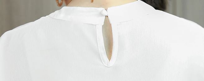 เสื้อผู้หญิง เสื้อแขนยาว เสื้อแฟชั่น สีขาว ผ้าซีฟอง ใส่หลวม ๆ เสื้อ ใส่ทำงาน แบบมีระบาย ที่หน้าอก 844424