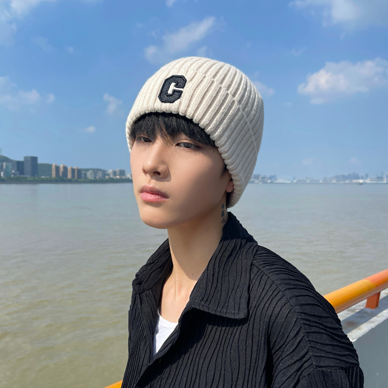 หมวกไหมพรม