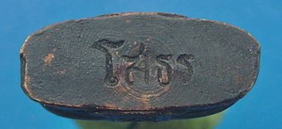 หลวงพ่อโสธรพิมพ์สามเหลี่ยมสองหน้า