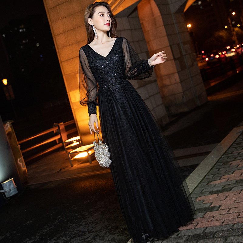ชุดราตรี ชุดราตรีสวยหรู แบบ ทันสมัย Evening dress