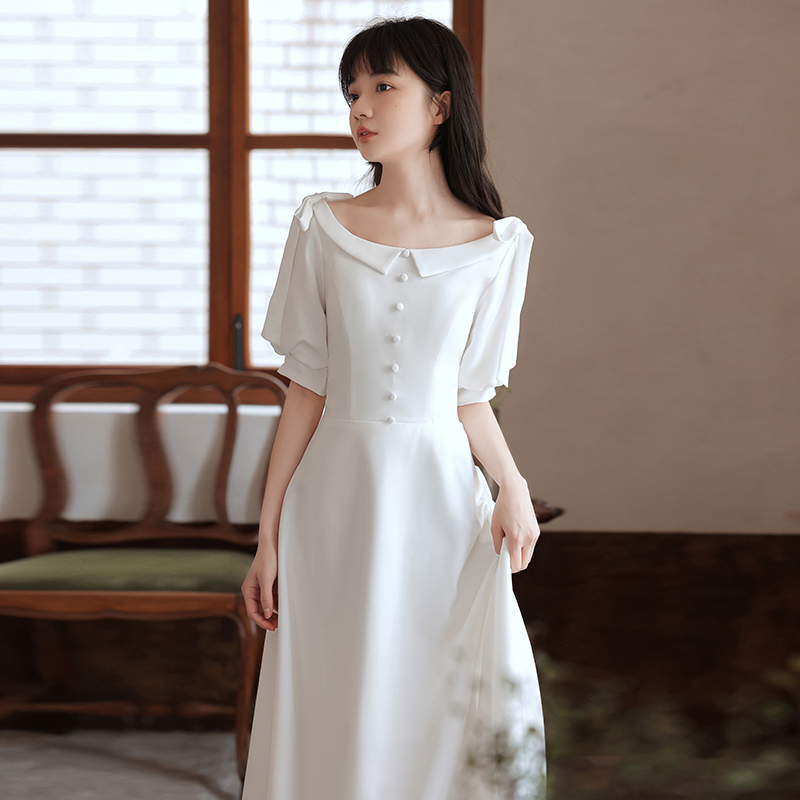 ชุดราตรี ชุดราตรีสวยหรู แบบ ทันสมัย Evening dress