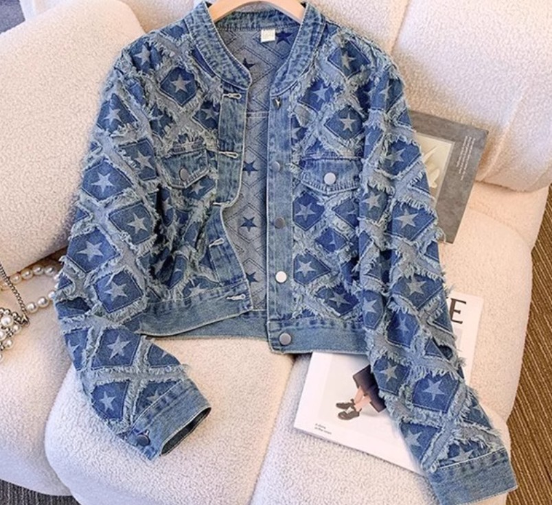 เสื้อ Jacket ยีนส์ผู้หญิง แขนยาว ลายดาว แต่งขุย แบบน่ารัก ๆ เสื้อยีนส์ ใส่เที่ยว แบบสวย ๆ 614429