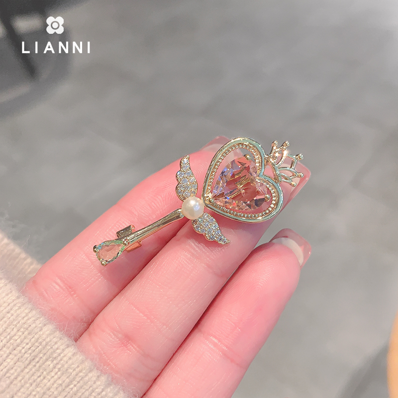 เข็มกลัด เข็มกลัดสวยๆ เข็มกลัดติดเสื้อ Brooch