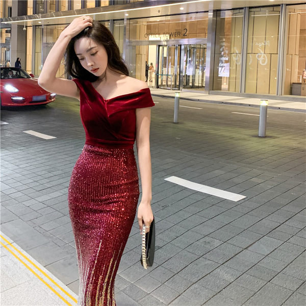 ชุดราตรี ชุดราตรีสวยหรู แบบ ทันสมัย Evening dress