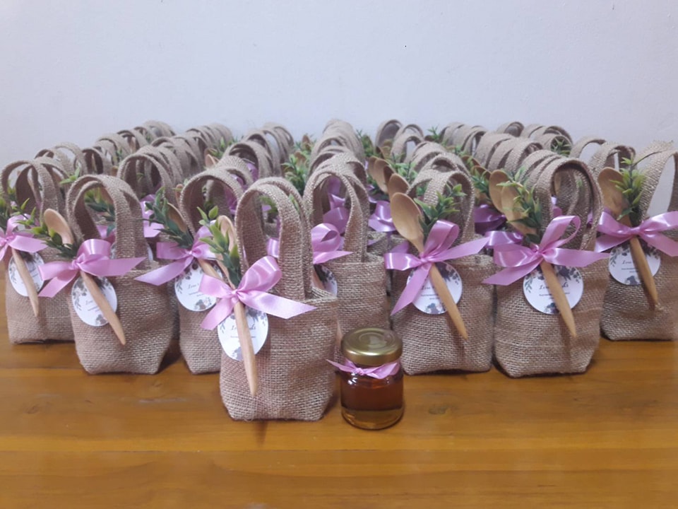 ชุดของชำร่วยน้ำผึ้ง ในถุงผ้ากระสอบ 45 มล.