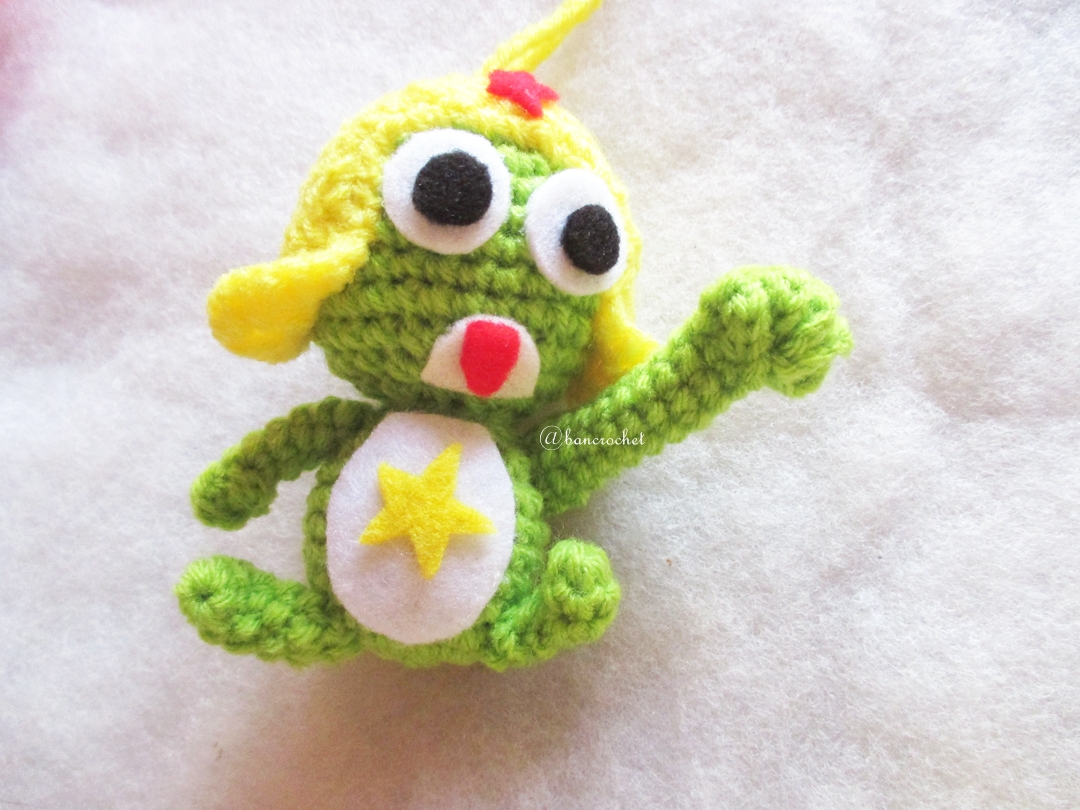 พวงกุญแจโคโรโระถักไหมพรม ขนาด 4 นิ้ว kororo crochet keychain 4 inch