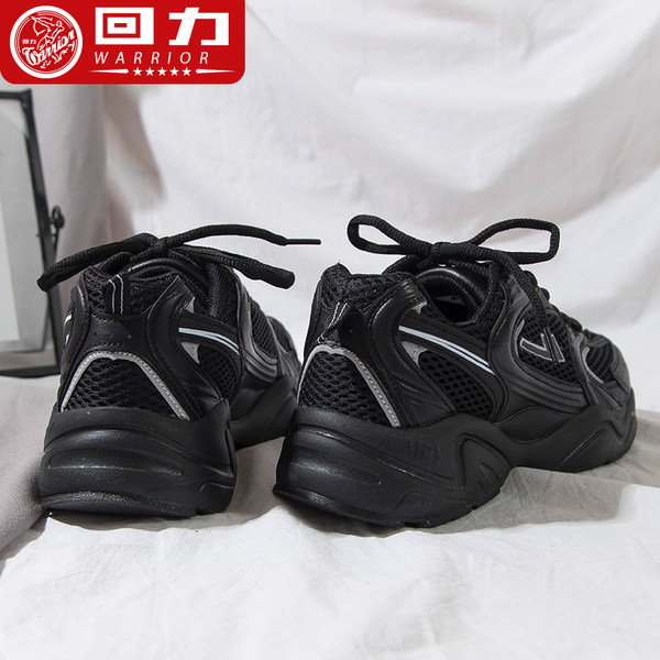 รองเท้าผ้าใบแฟชั่นผู้หญิง ใส่สบาย มีขนาด 35-40