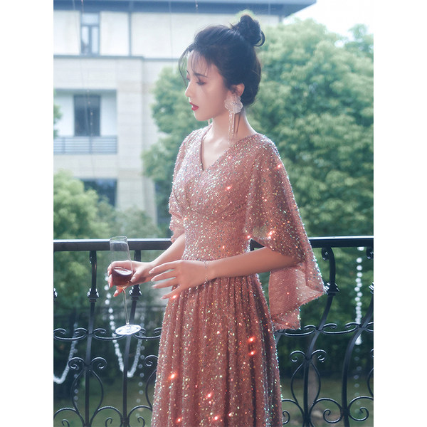 ชุดราตรี ชุดราตรีสวยหรู แบบ ทันสมัย Evening dress
