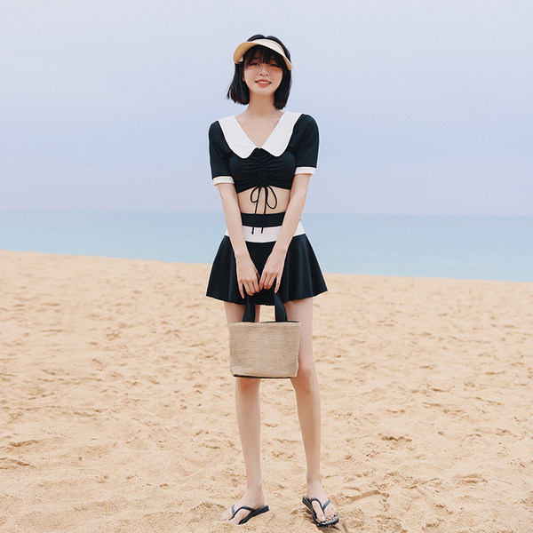 ชุดว่ายน้ำผู้หญิง ชุดว่ายน้ำน่ารัก Bikini ชุดไปทะเล