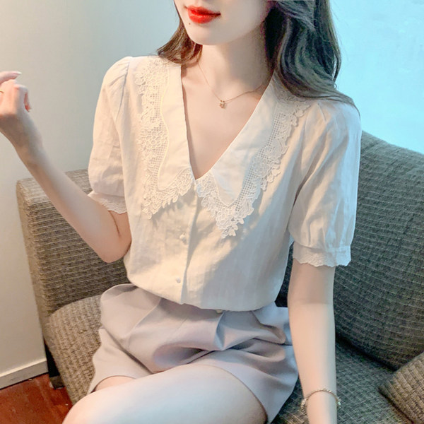 เสื้อลูกไม้ แขนสั้น