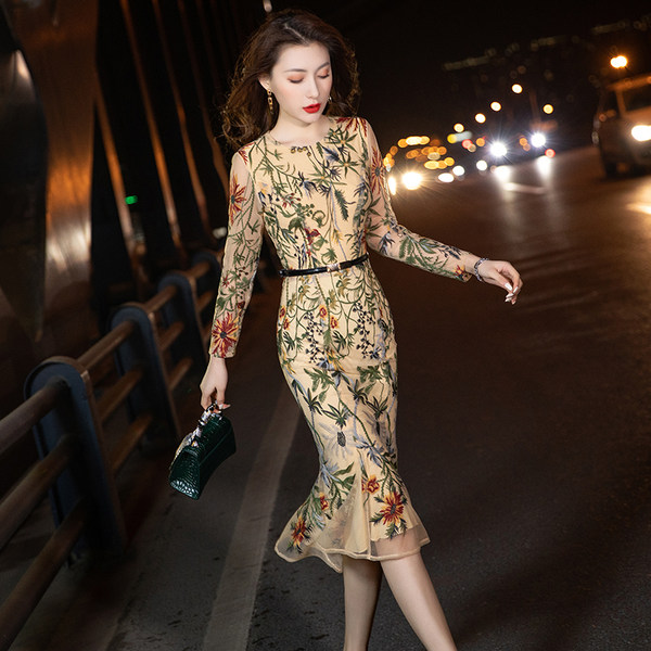 ชุดราตรี ชุดออกงาน ดีไซน์หรู แบรนด์ Angel