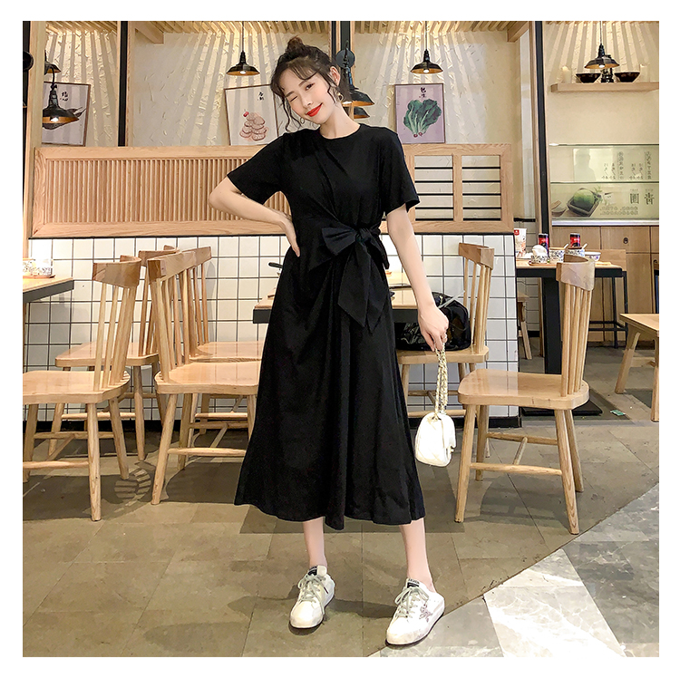 Dress4656 เดรสยาวสีเอิร์ธโทนสไตล์มินิมอล ผูกโบว์ช่วงเอวดูมีดีเทล ผ้าคอตตอนเนื้อดีนุ่มใส่สบาย งานสวยใส่ง่ายดีเทลน่ารักเรียบๆ เท่ๆ ดูมีสไตล์ไม่ซ้ำใคร มี 2 สี ดำ, เขียวหม่น