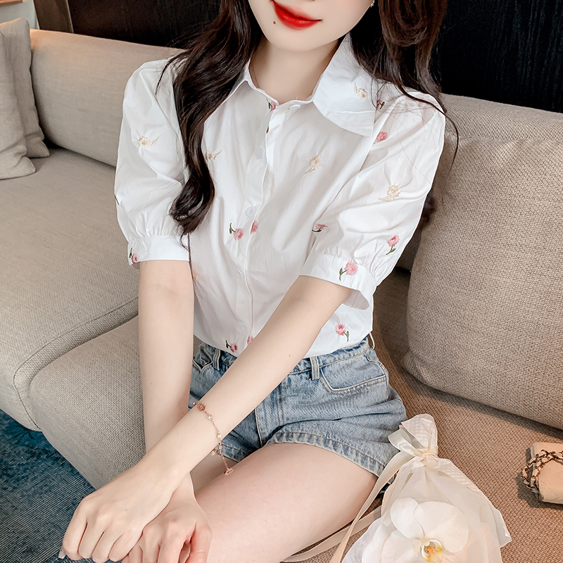 เสื้อเชิ้ตผู้หญิงใส่ทํางาน 390 บาทต่อชิ้น ฟรีค่าจัดส่ง