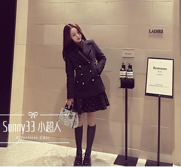 เสื้อโค้ทกันหนาว สีดำ ทรงพอดีตัว แบบนักเรียนเกาหลี ใครชอบแนวนี้พลาดไม่ได้ค่า เนื้อผ้าสำลี+สักกะหลาด บุซับในกันลม ผ้าไม่หนามาก ดำ