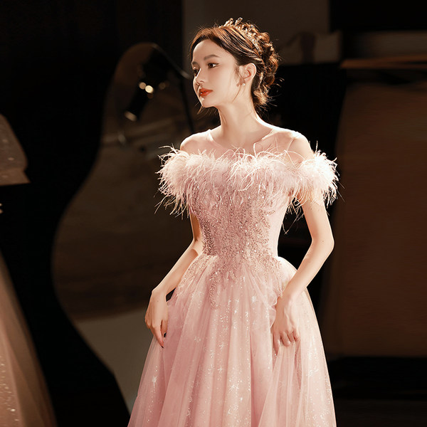 ชุดราตรี ชุดราตรีสวยหรู แบบ ทันสมัย Evening dress