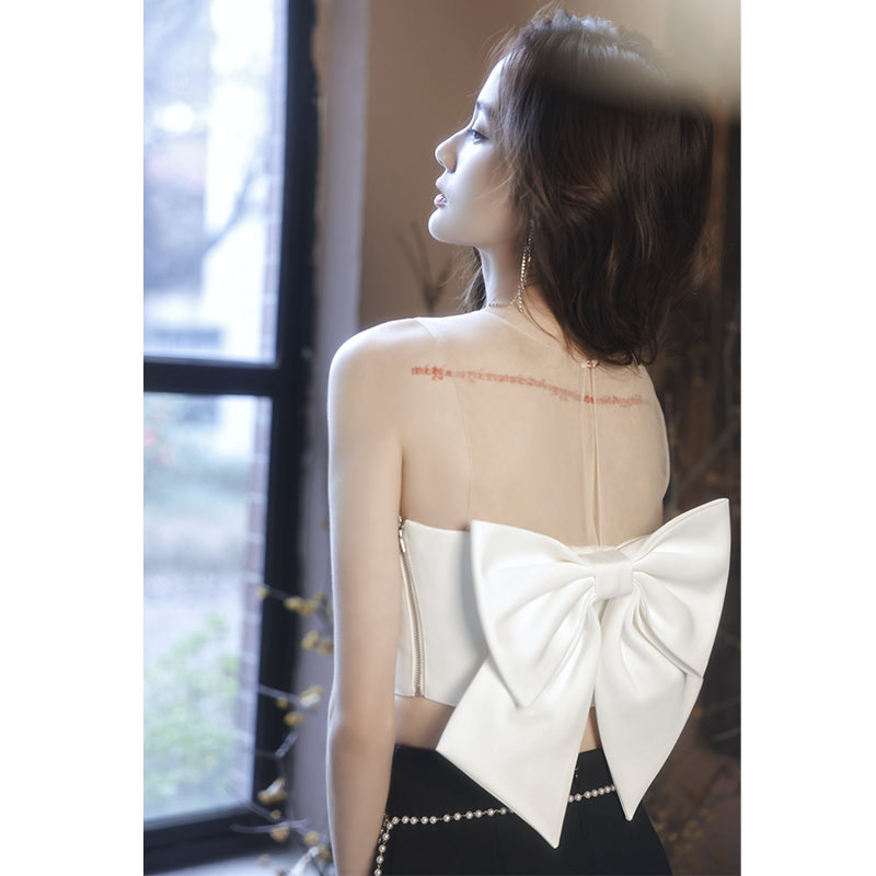 ชุดราตรี ชุดราตรีสวยหรู แบบ ทันสมัย Evening dress