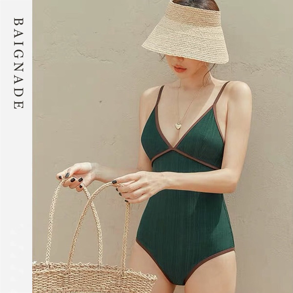 ชุดว่ายน้ำผู้หญิง ชุดว่ายน้ำน่ารัก Bikini ชุดไปทะเล