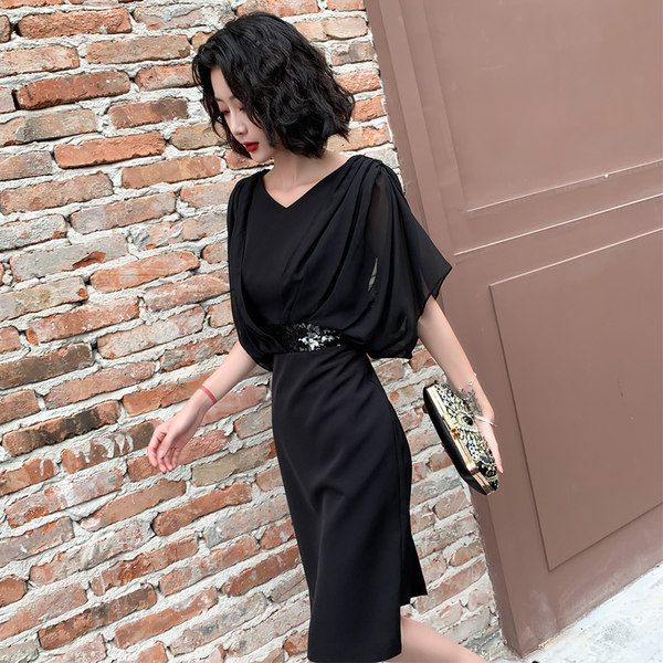 ชุดราตรี ชุดราตรีสวยหรู แบบ ทันสมัย Evening dress