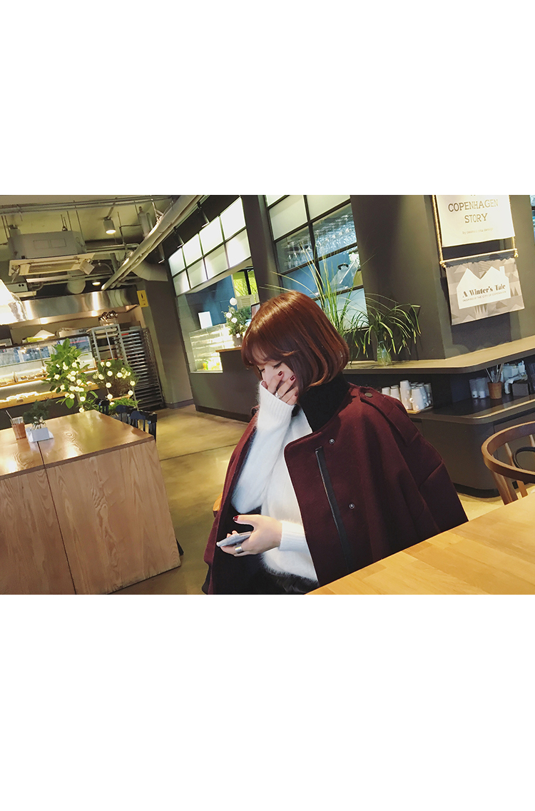เสื้อโค้ทกันหนาว ทรงยาวโคล่ง ผ้าวูลเนื้อละเอียด บุซับในกันลม งานดีค่าา พร้อมส่ง สีเลือดหมูเข้ม