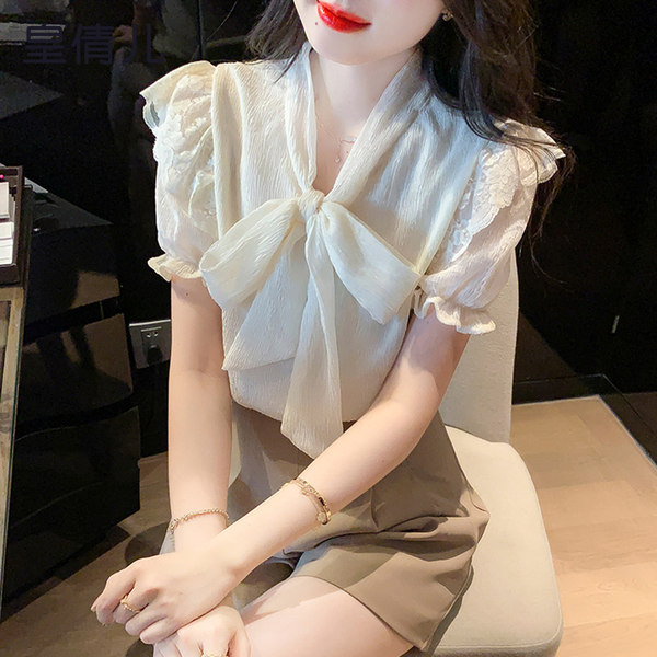 เสื้อลูกไม้ แขนสั้น