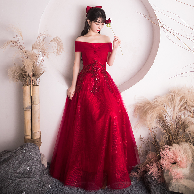 ชุดราตรี ชุดราตรีสวยหรู แบบ ทันสมัย Evening dress