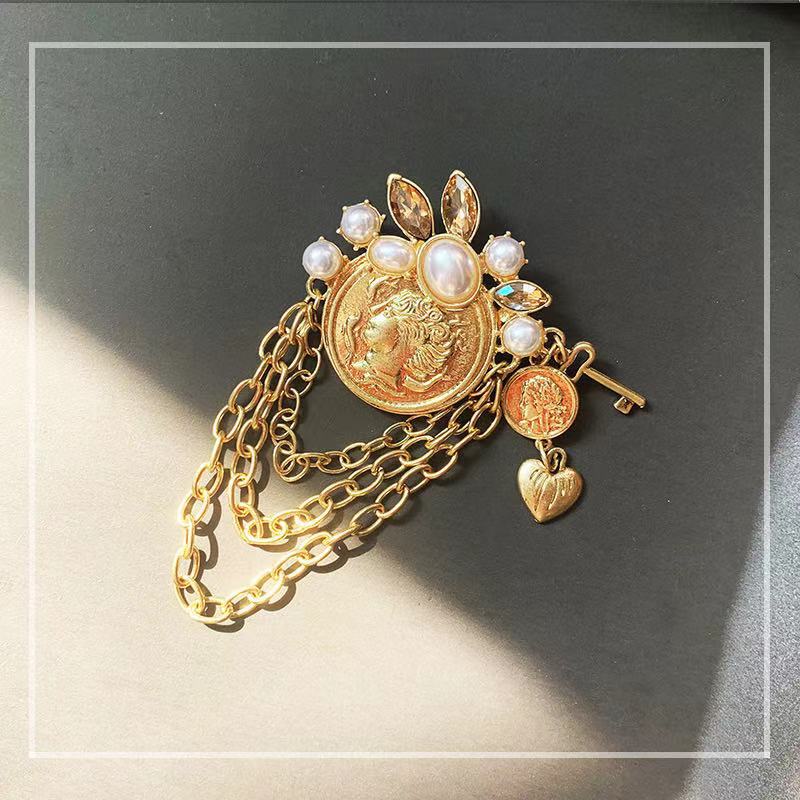 เข็มกลัด เข็มกลัดสวยๆ เข็มกลัดติดเสื้อ Brooch