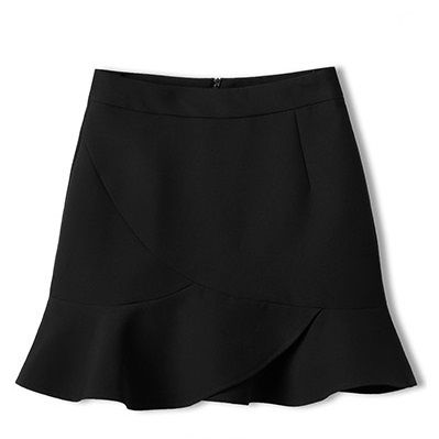 Skirt368 กระโปรงสีดำทรงเอชายระบาย ซิปหลัง ซับในกางเกงอย่างดี ผ้าสูทเกรดพรีเมียมเนื้อดีหนาเรียบสวยมีน้ำหนัก งานดีดีเทลน่ารัก ผ้าดีทรงสวยเป๊ะ ใส่กับเสื้อตัวไหนก็ดูดีดูเข้ากัน ใส่เที่ยว/ใส่ทำงานได้