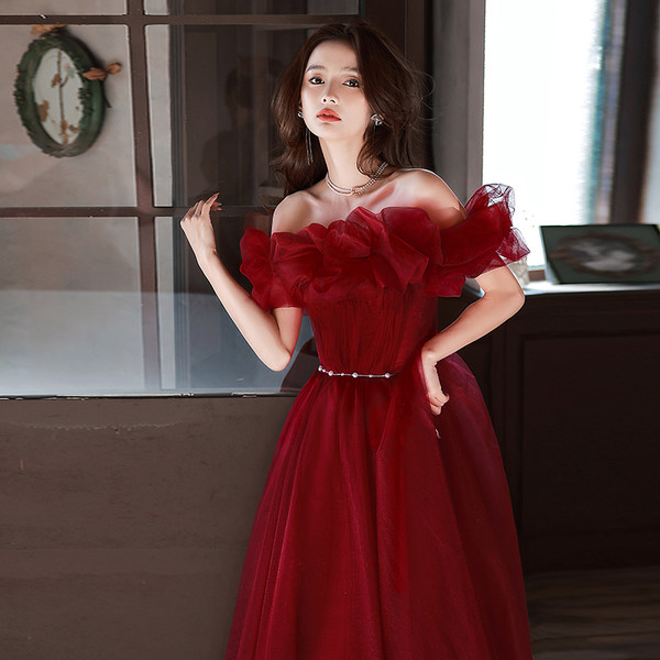 ชุดราตรี ชุดราตรีสวยหรู แบบ ทันสมัย Evening dress