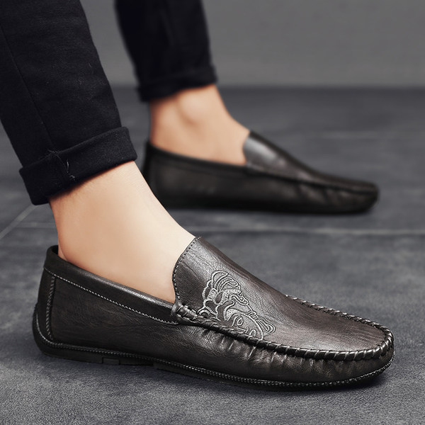 รองเท้าหนังผู้ชาย มีไซส์39-44 รองเท้าโลฟเฟอร์ชาย Slip-On Shoes