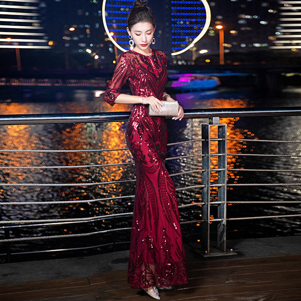 ชุดราตรี ชุดออกงาน ดีไซน์หรู แบรนด์ Angel