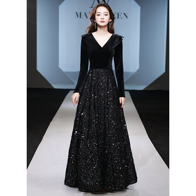 ชุดราตรี ชุดราตรีสวยหรู แบบ ทันสมัย Evening dress